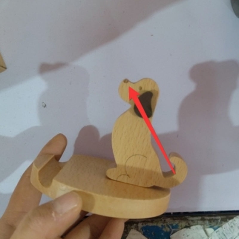 Creative Beech Wood & Resin Animal Phone Holder – Stylish Lazy Bracket Stand for Desk & Home